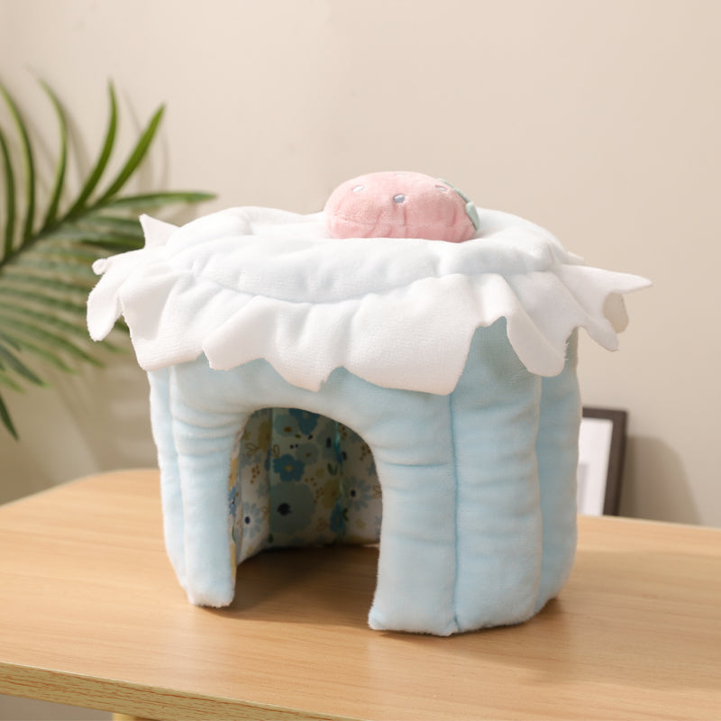 Small Pet Candy Cake Hideout